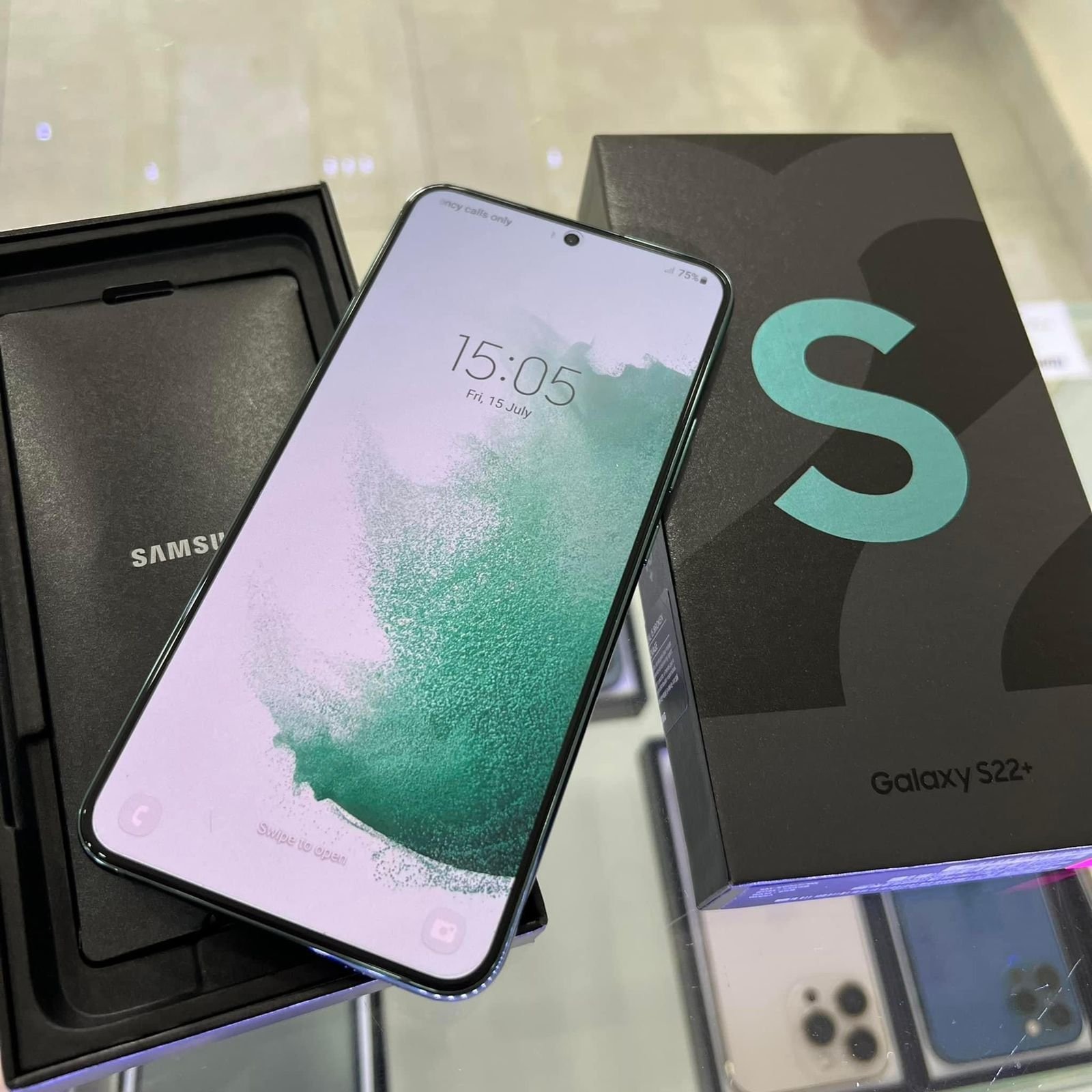 Refurbished Samsung Galaxy S22 Plus Fully Unlocked - Image 3