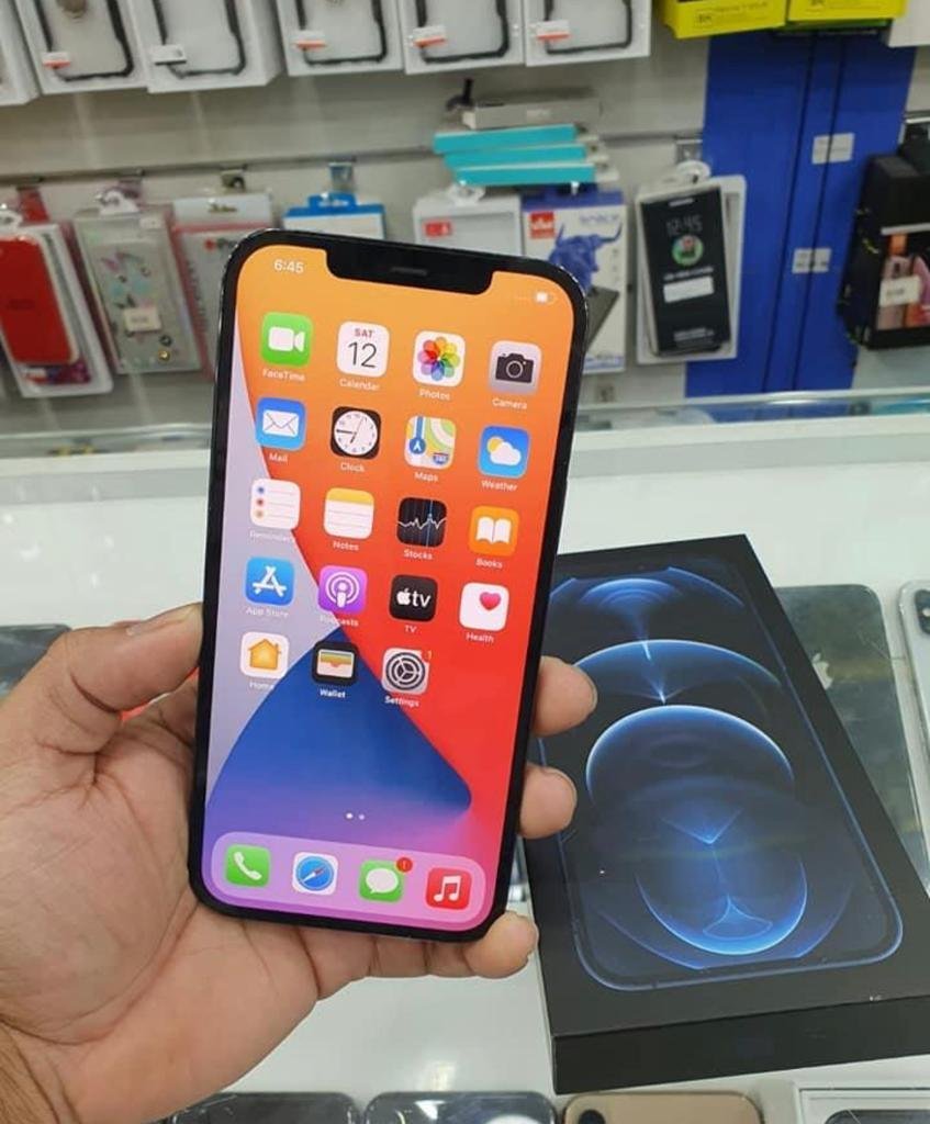 Refurbished iPhone 12 Pro Max Unlocked - Image 2